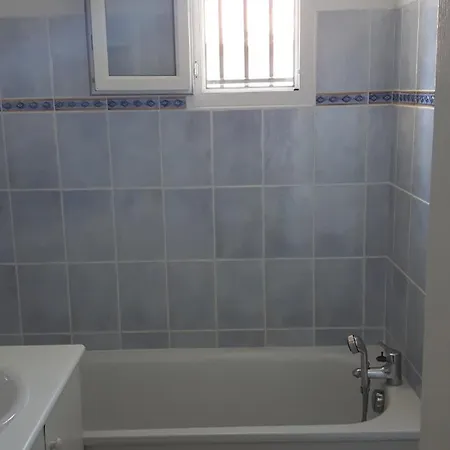 Pretty Narbone With Pool 200 M Apartment