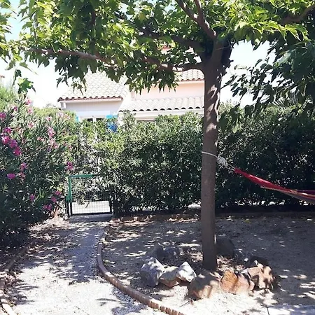 Pretty Narbone With Pool 200 M Lejlighed Narbonne